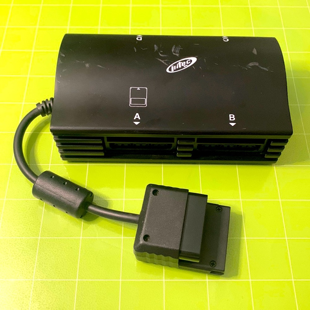 Intec Multiplayer Adapter For Sony PS2 (PS2-7210-A) 4 HUB